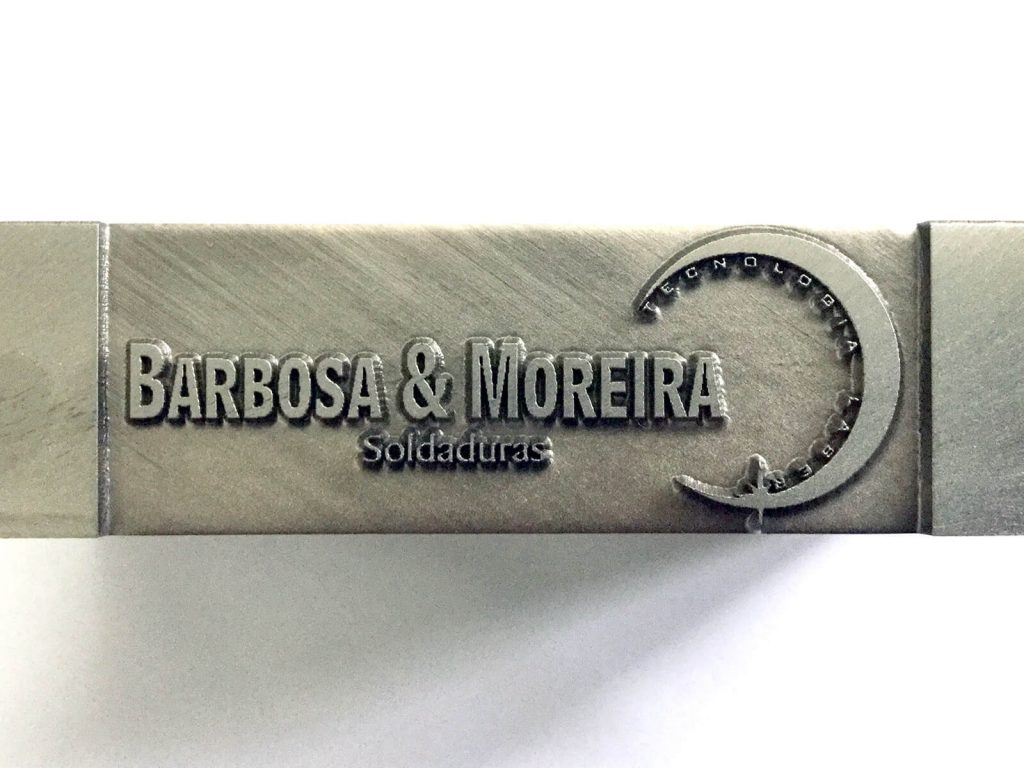 Serviços de Gravação a Laser (2D e 3D) Barbosa & Moreira, Lda